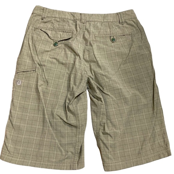 Lululemon men’s plaid shorts size 34 - Picture 2 of 9